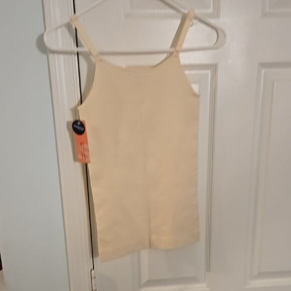 Shapermint Cream Fitted Camisole Top - Picture 6 of 6